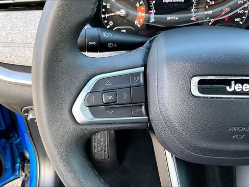 Used 2024 Jeep Compass Latitude image 44