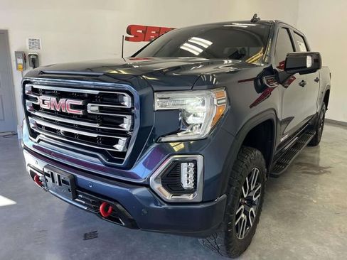 Used 2020 GMC Sierra 1500 AT4 w/ AT4 Premium Package image 10