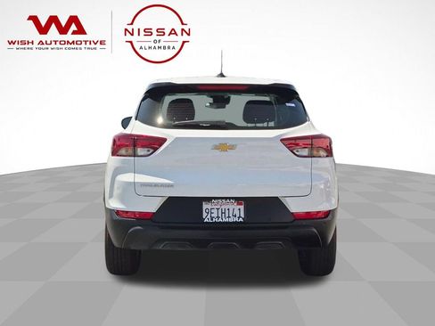 Used 2023 Chevrolet TrailBlazer LS FWD image 6