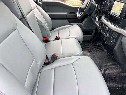 New 2026 Ford F250 XL w/ XL Chrome Package image 14