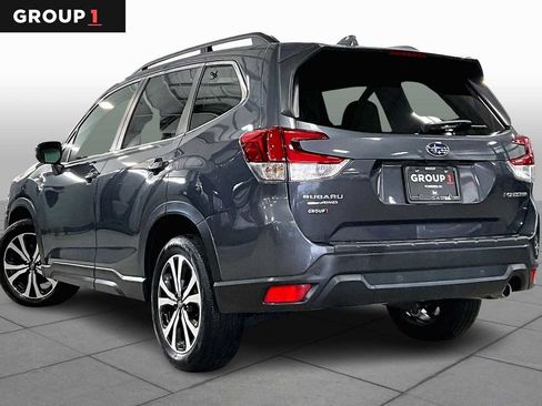 Used 2021 Subaru Forester Limited image 11