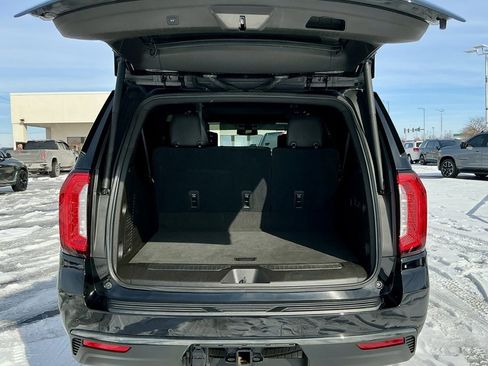 Used 2021 GMC Yukon XL AT4 w/ AT4 Premium Package image 17