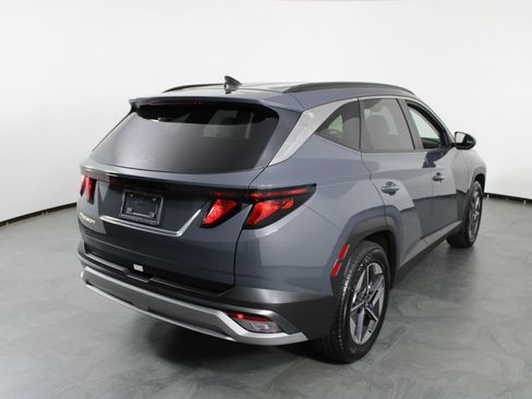 Used 2026 Hyundai Tucson SEL FWD image 4