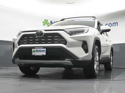Used 2019 Toyota RAV4 Limited w/ Cold Weather Package AWD/4WD image 7