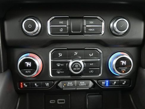 Used 2023 GMC Yukon XL AT4 w/ Max Trailering Package image 17