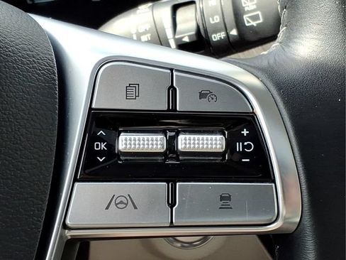 Used 2024 Kia Telluride EX w/ EX Captain's Chair Package FWD image 29