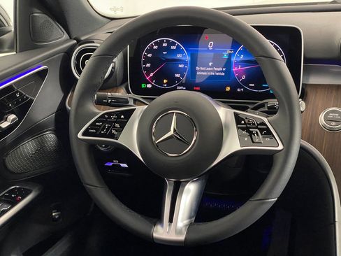 New 2025 Mercedes-Benz C 300 4MATIC Sedan image 16