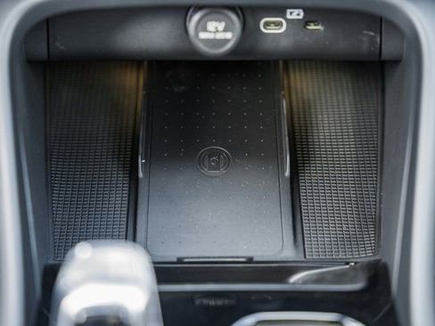 Used 2026 Volvo XC40 B5 Plus w/ Protection Package Premier image 26