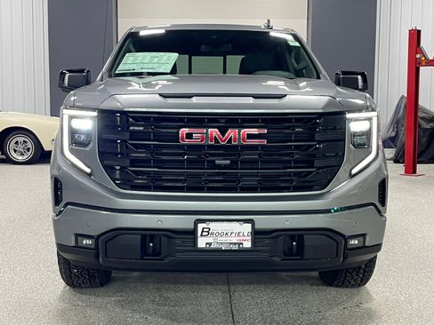 New 2026 GMC Sierra 1500 Elevation w/ Elevation Premium Package AWD/4WD image 9