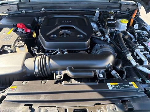 Used 2024 Jeep Wrangler Unlimited Sahara w/ Technology Group image 24