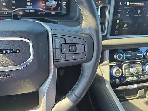 Used 2024 GMC Yukon XL Denali w/ Denali Reserve Package AWD/4WD image 25