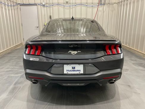 Used 2024 Ford Mustang Premium image 21
