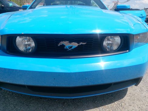 Used 2011 Ford Mustang GT Premium w/ 401A Rapid Spec Order Code RWD image 13