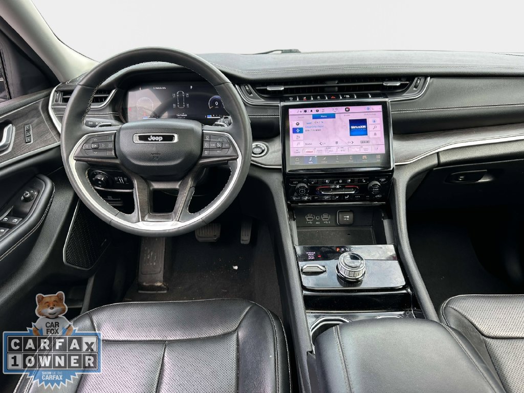 Used 2023 Jeep Grand Cherokee L Limited w/ Luxury Tech Group II AWD/4WD image 16