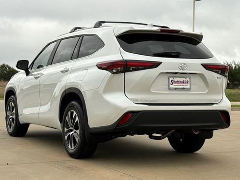 Used 2026 Toyota Highlander XLE AWD/4WD image 6