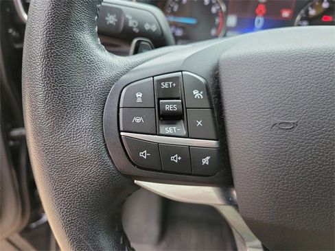 Used 2020 Ford Explorer Limited image 29