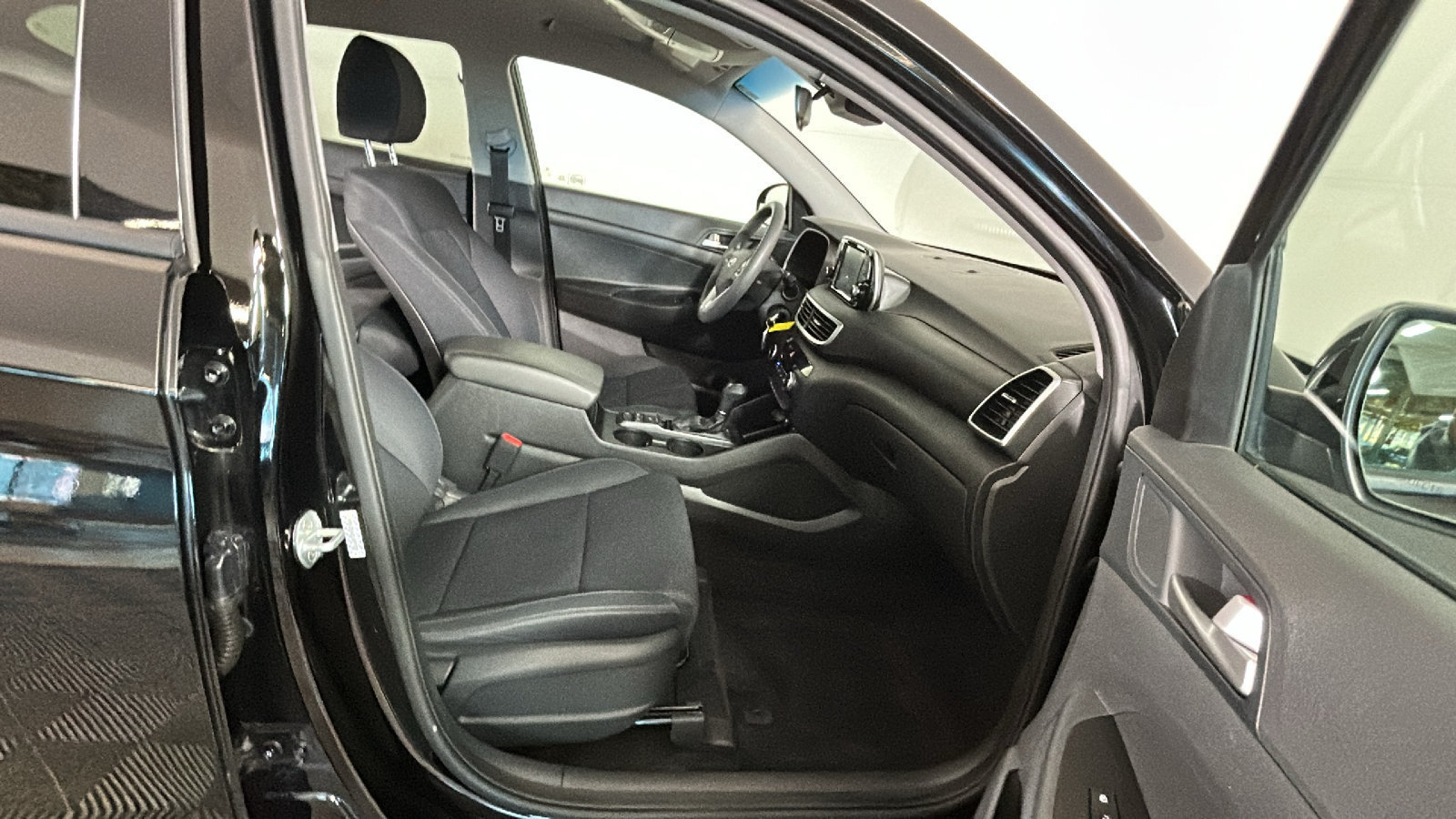 Used 2020 Hyundai Tucson SE AWD/4WD image 36