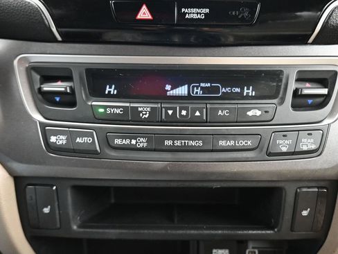 Used 2020 Honda Pilot EX image 22