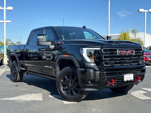 New 2025 GMC Sierra 2500 AT4 w/ AT4 Premium Plus Package image 3