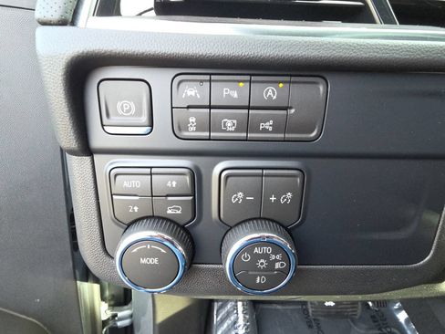 New 2026 Chevrolet Tahoe Premier AWD/4WD image 20