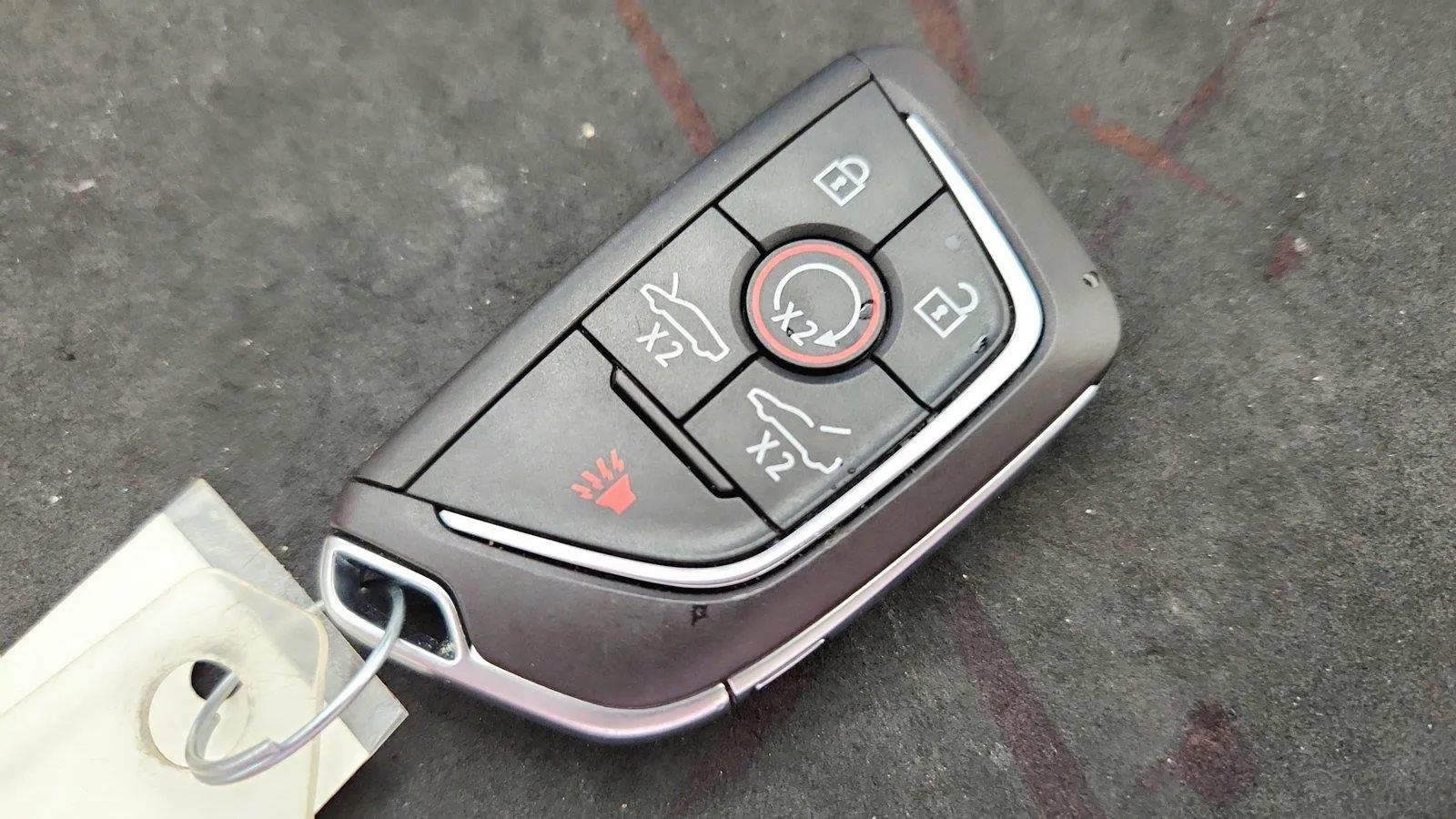 Used 2024 Chevrolet Corvette Stingray Preferred Cpe w/ Battery Protection Package RWD image 13