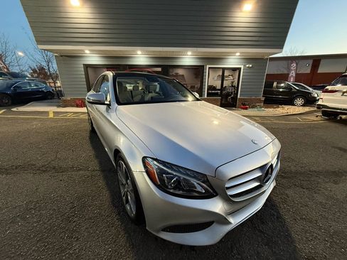 Used 2017 Mercedes-Benz C 300 Sedan image 8