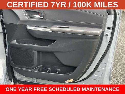 Used 2022 Toyota Sienna XLE Woodland Edition AWD/4WD image 8