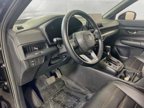 Used 2025 Honda CR-V Sport-L image 9