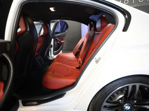 Used 2018 BMW M3 Sedan image 47