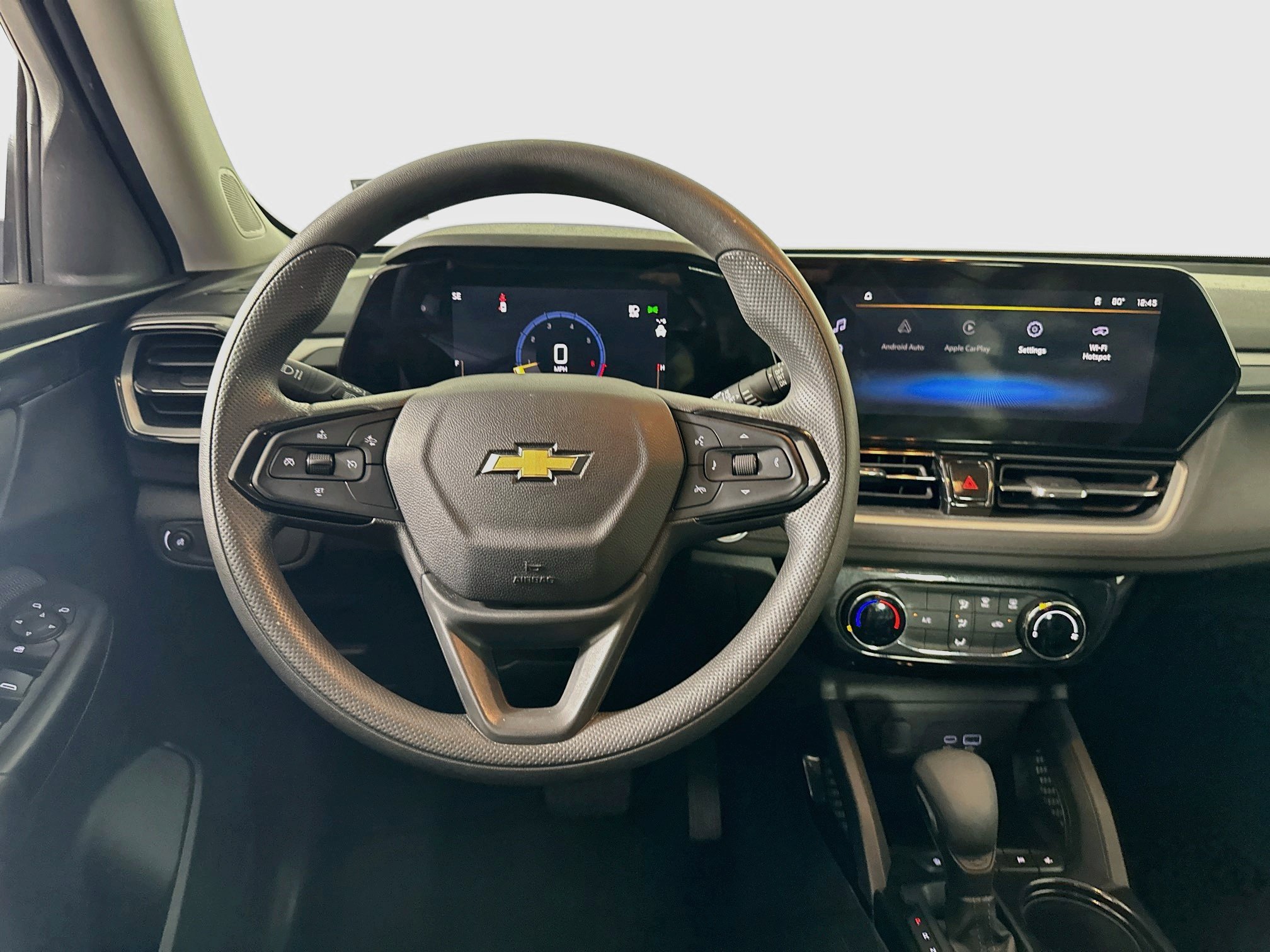 Used 2025 Chevrolet TrailBlazer LT FWD image 17
