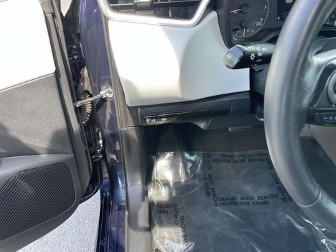 Used 2024 Toyota Corolla SE image 30
