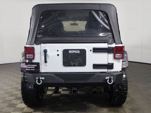 Used 2015 Jeep Wrangler Unlimited Sport w/ Connectivity Group image 7