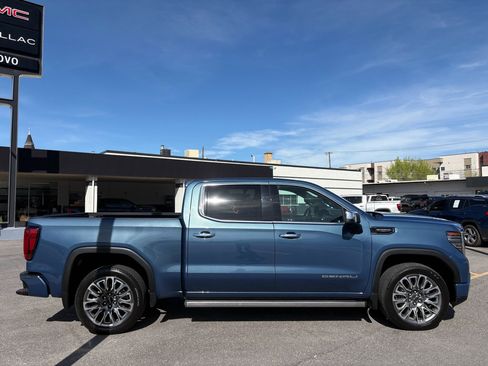 Used 2024 GMC Sierra 1500 Denali Ultimate image 2