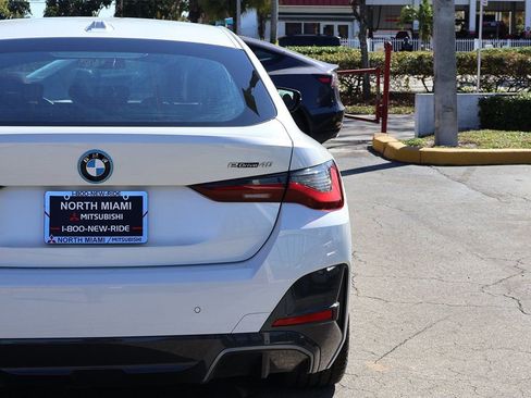 Used 2023 BMW i4 eDrive40 w/ M Sport Package RWD image 15