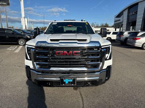 New 2026 GMC Sierra 3500 SLE w/ SLE Convenience Package image 2