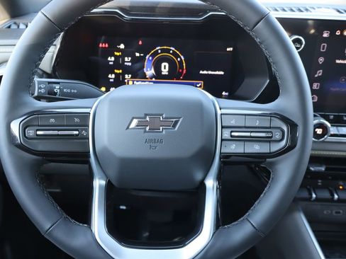 New 2026 Chevrolet Colorado ZR2 w/ ZR2 Bison Edition AWD/4WD image 7
