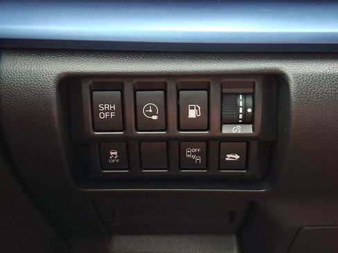 Used 2020 Subaru Crosstrek Hybrid w/ Moonroof Package w/Navigation AWD/4WD image 26