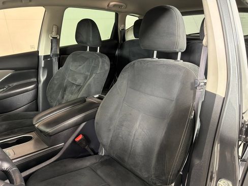 Used 2020 Nissan Murano SV AWD/4WD image 12