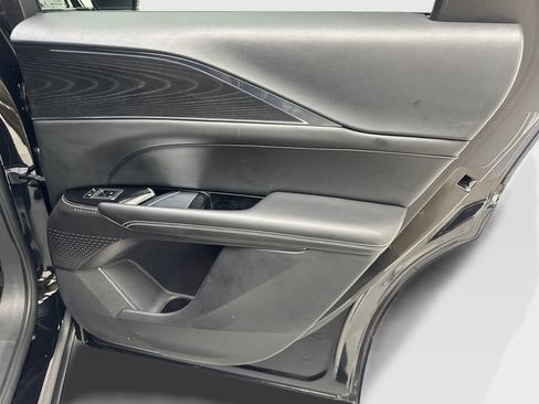 Used 2024 Cadillac Lyriq Luxury RWD image 42