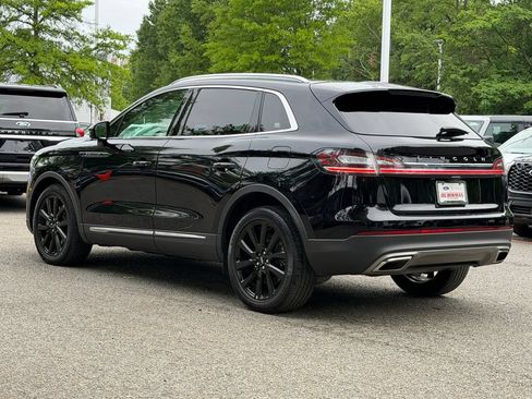Used 2023 Lincoln Nautilus Reserve w/ Monochromatic Package AWD/4WD image 5