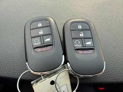 Used 2023 Honda HR-V Sport image 13