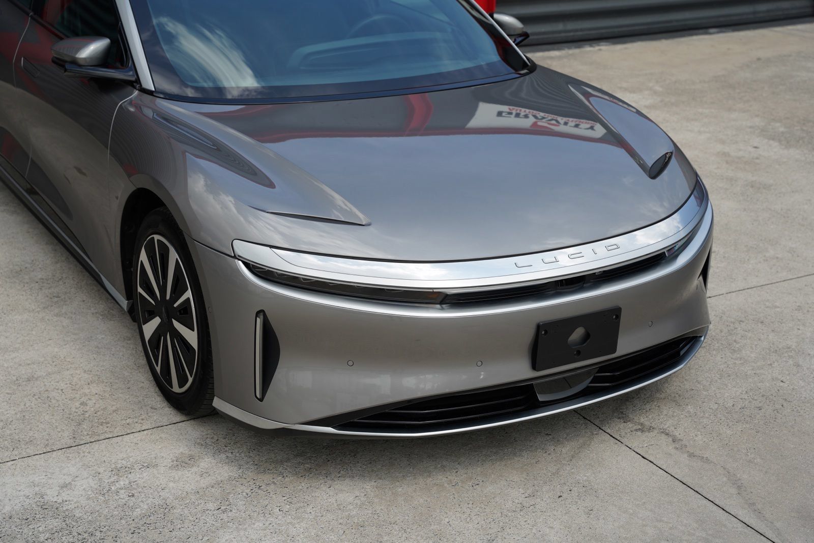 Used 2023 Lucid Air Touring AWD/4WD image 7