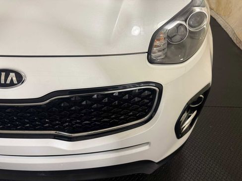Used 2017 Kia Sportage EX w/ EX Premium Package image 5