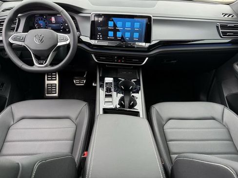 New 2026 Volkswagen Atlas Cross Sport SEL R-Line AWD/4WD image 8