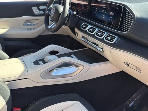 New 2026 Mercedes-Benz GLE 53 AMG 4MATIC image 36