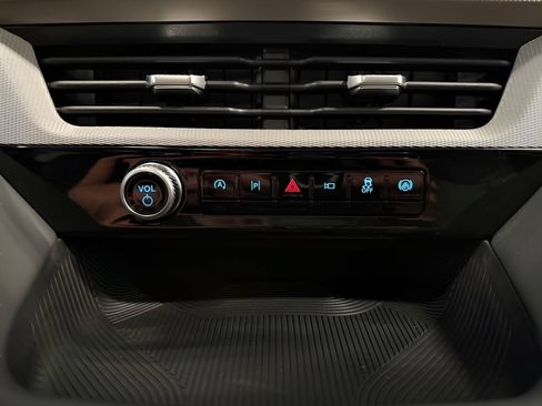 New 2026 Ford Explorer Active w/ Active Comfort Package AWD/4WD image 26
