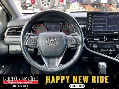 Used 2023 Toyota Camry XSE image 5