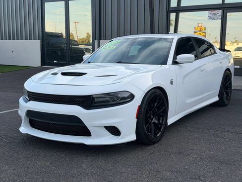 Used 2018 Dodge Charger SRT Hellcat w/ Harman/Kardon Audio Group RWD image 2