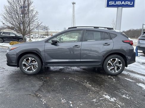 Used 2024 Subaru Crosstrek 2.0i Premium image 7