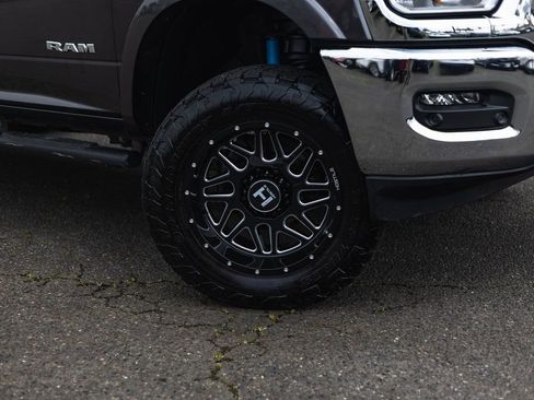 Used 2022 RAM 2500 Laramie AWD/4WD image 4